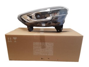 Reflektor Lampa Prawy Przód Renault Kadjar 260103903R Nowy Oryginał OE 