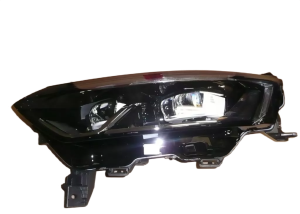 REFLEKTOR LEWY PRZÓD LED RENAULT KOLEOS II 260604608R