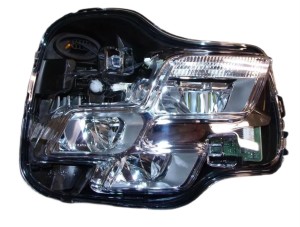 REFLEKTOR LAMPA PRZECIWMGIELNA PRAWA RENAULT CLIO IV 260A25277R