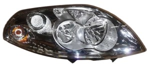 REFLEKTOR LEWY PRZÓD RENAULT MASTER 260602078R