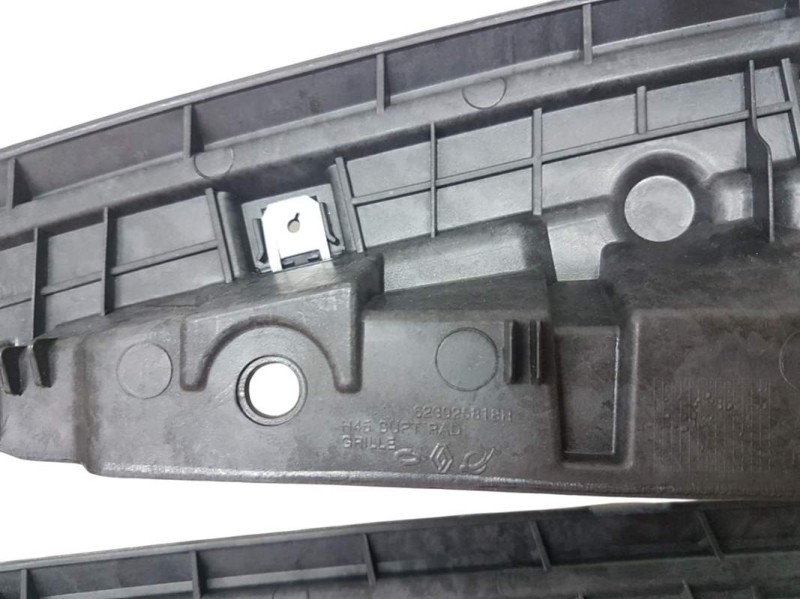 623925818R idealparts (2).jpg