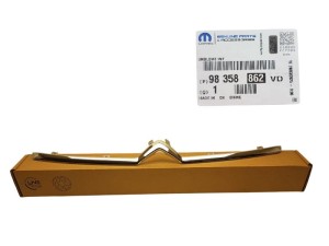 Listwa Ozdobna Grilla Citroen C4 III Chrom 98358862VD Nowy Oryginał OE