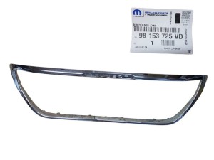 Listwa Ozdobna Grilla 98153725VD Peugeot 2008 Nowy Oryginał OE