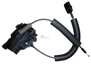 ZAMEK DRZWI RENAULT 825000003R