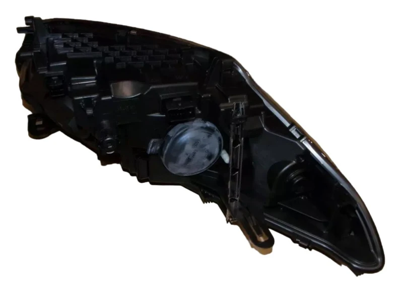 REFLEKTOR LEWY PRZOD RENAULT MEGANE III 260606227R