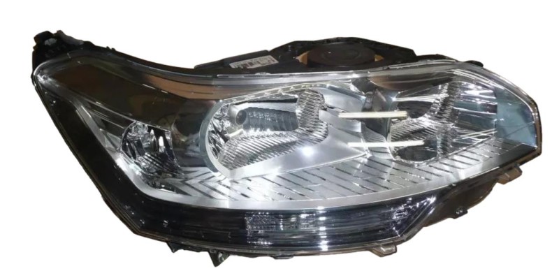 Reflektor Lampa Prawy Przód Citroen C5 III 6206R6