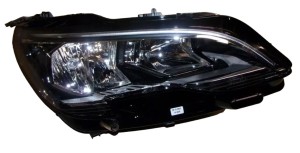 Reflektor Lampa Prawy Przód  Peugeot 3008 5008 1686413380 Nowy Oryginał OE